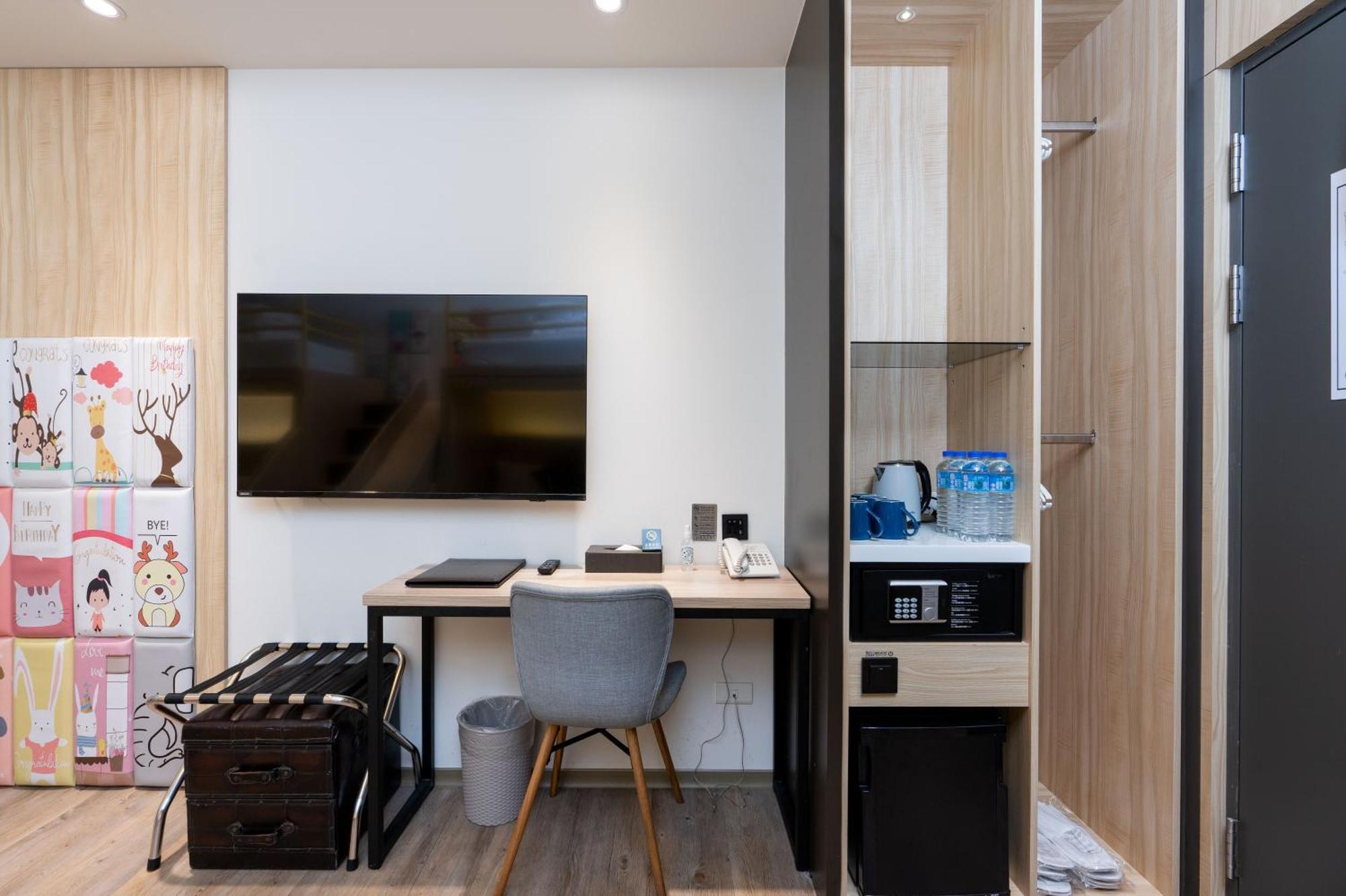 Hub Hotel Zhongli Taoyuan Rom bilde